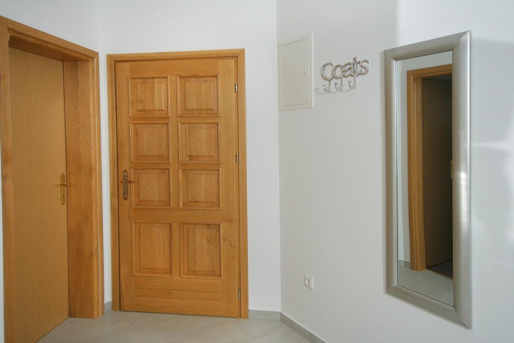 Apartmani Mane Trogir Eksteriør billede