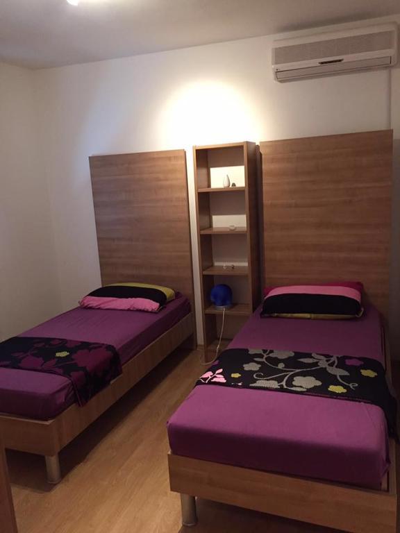 Apartmani Mane Trogir Eksteriør billede