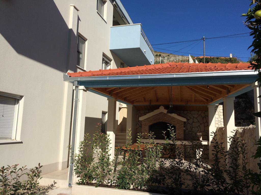 Apartmani Mane Trogir Eksteriør billede
