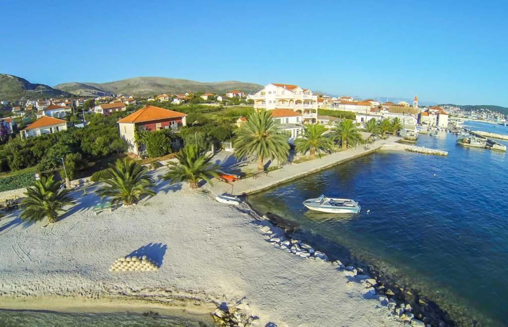 Apartmani Mane Trogir Eksteriør billede