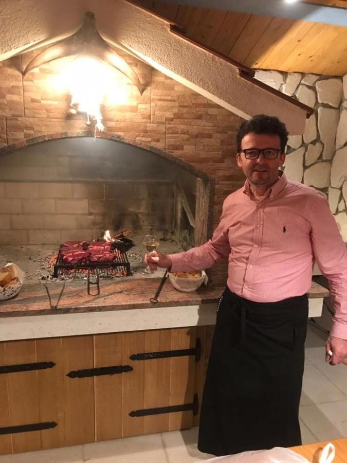 Apartmani Mane Trogir Eksteriør billede
